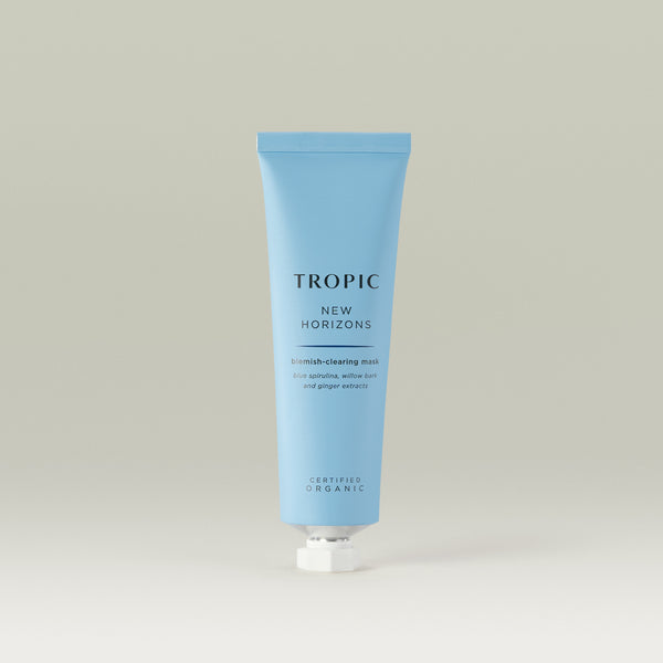 Tropic New Horizons blemish-clearing mask contains blue spirulina, willow bark and ginger extracts. Certified Organic.
Blue aluminium tube with white screw cap.