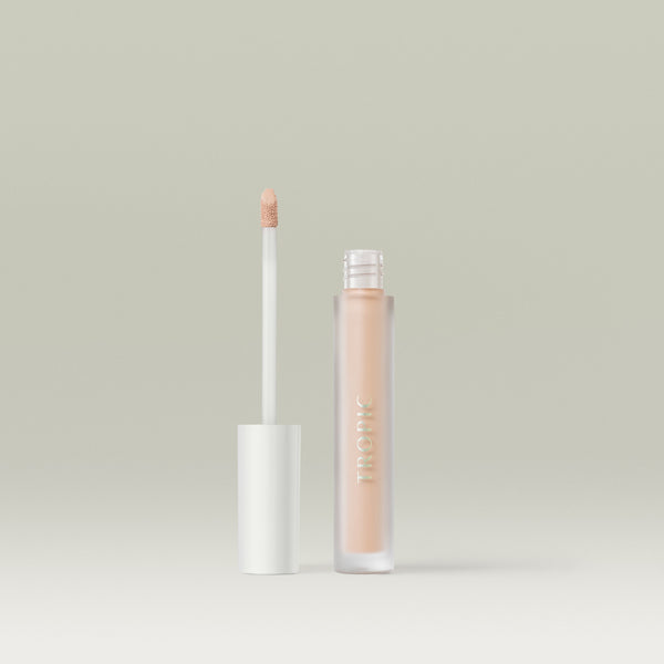 UNDERCOVER skin-enhancing concealer in shade 3