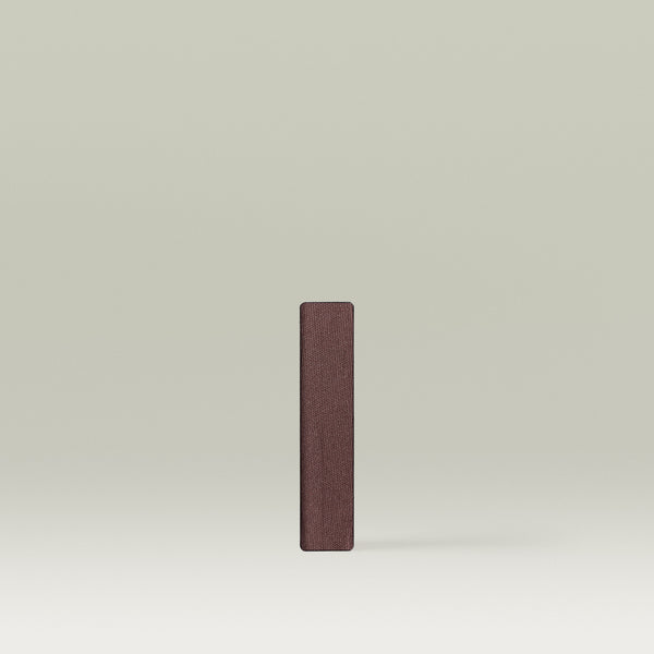 Eyes on you in shade Chestnut