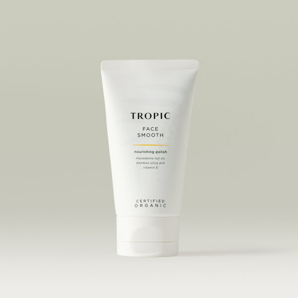 Face Smooth nourishing polish with macadamia nut oil, bamboo silica and vitamin E certified organic. White squeezy tube.