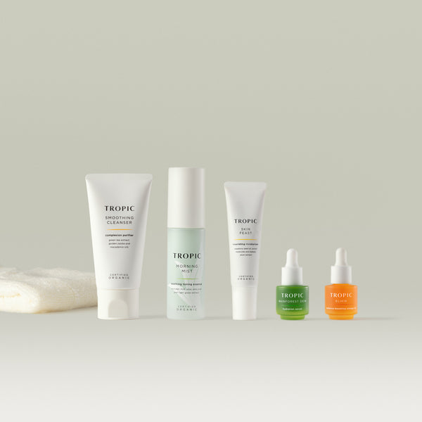 Skincare Discovery Kit in Nourish 
Features a Bamboo Cloth, Smoothing Cleanser, Morning Mist, Skin Feast, Elixir, Rainforest Dew. All in trial size perfect for travel.